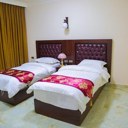 عمان Qaser Al-Sultan Hotel Suites المظهر الخارجي الصورة